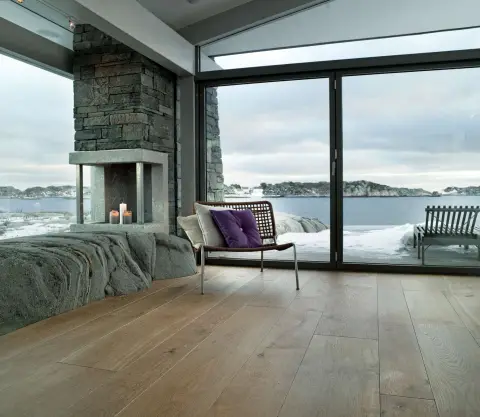 Chalet Oak Transparent Traditional view 3