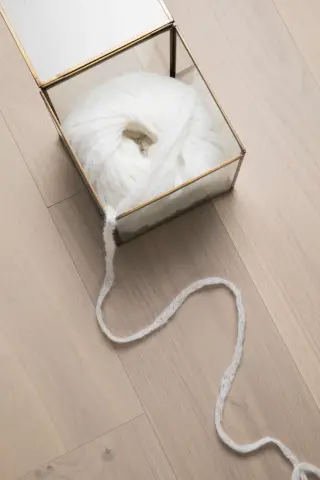 Plank Castle Oak Warm Cotton Animoso view 3