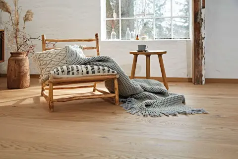 Plank Castle Oak Authentic Vivo view 3