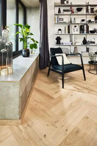 Herringbone Click Oak Transparent Animoso view 2