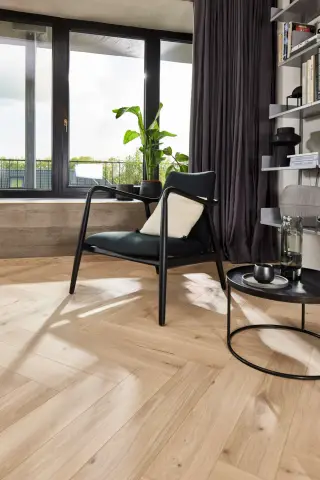 Herringbone Click Oak Transparent Animoso view 3