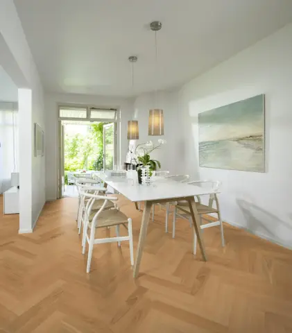 Oak Herringbone Ab view 2