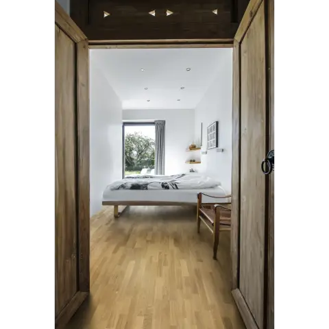 Oak Siena Matt view 2