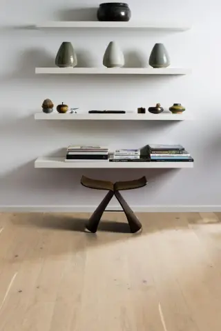 Oak Eggshell view 4