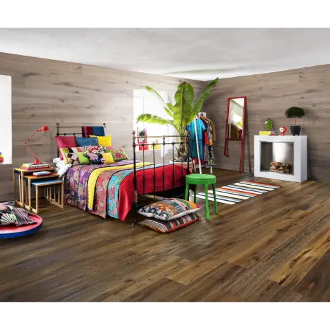 Oak Earth view 3
