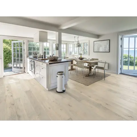 Oak Nouveau Blonde view 5