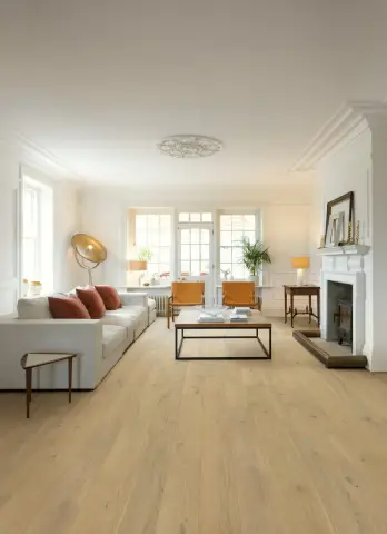 Pearl White Oak Extra Matt - Cascada view 3