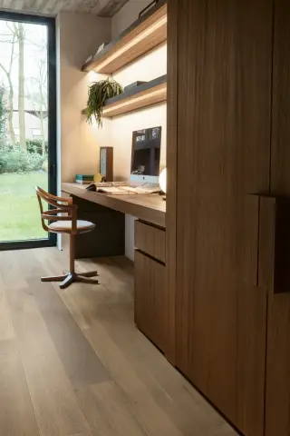 Latte Oak Oiled view 3
